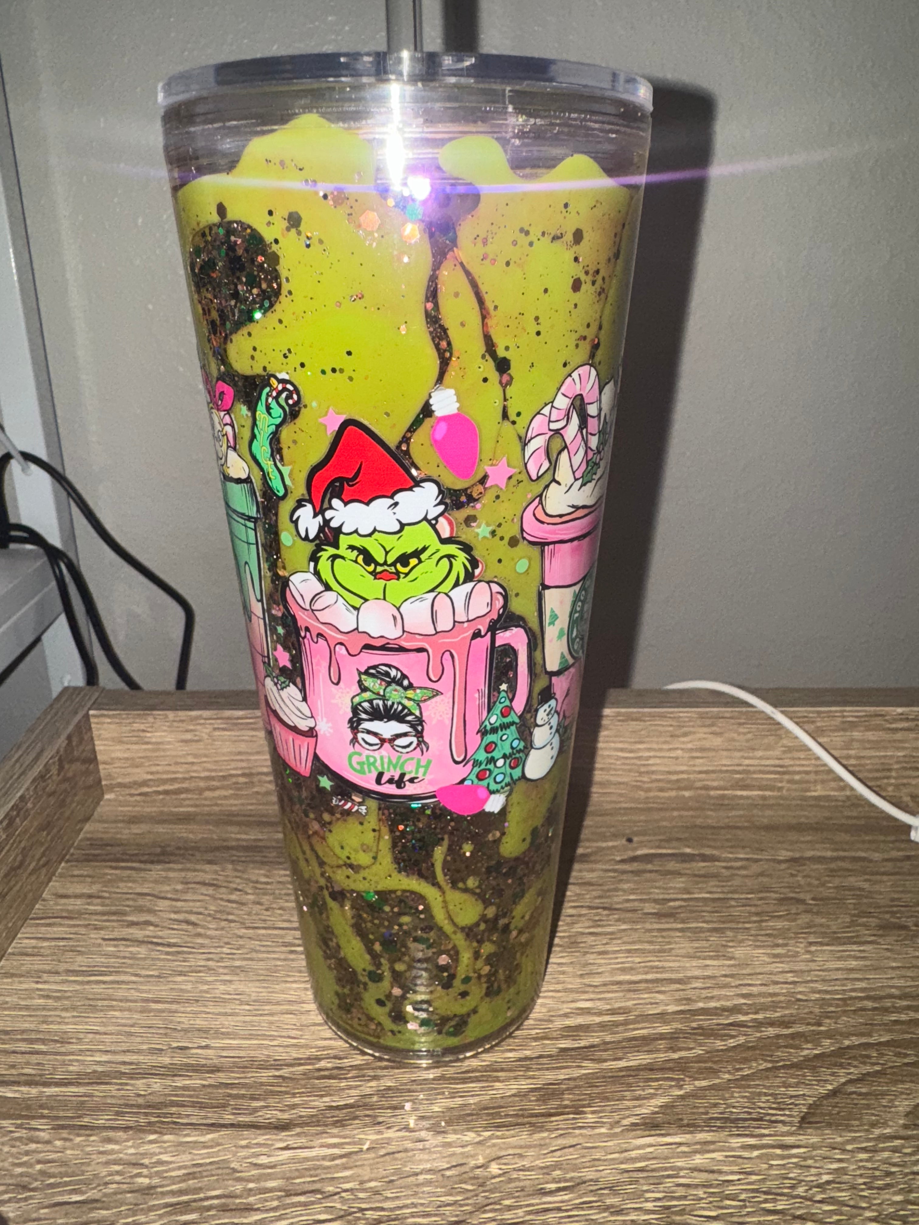Grinch 24oz Acrylic Snow Globe Cup